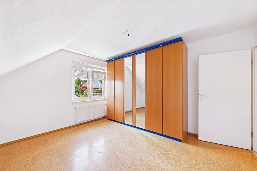 Immoprofis365 GmbH: Objekt-ID 336 Zweifamilienhaus mit Einliegerwohnung am Möhnesee