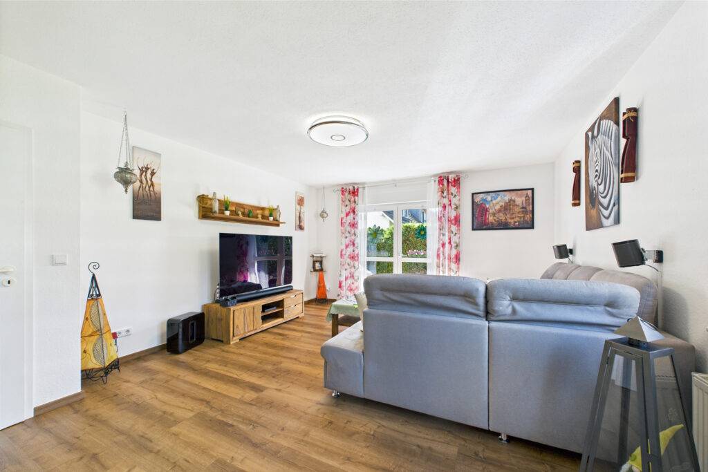 Immoprofis365 GmbH: Objekt-ID 336 Zweifamilienhaus mit Einliegerwohnung am Möhnesee