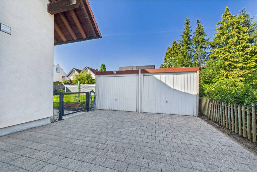 Immoprofis365 GmbH: Objekt-ID 336 Zweifamilienhaus mit Einliegerwohnung am Möhnesee