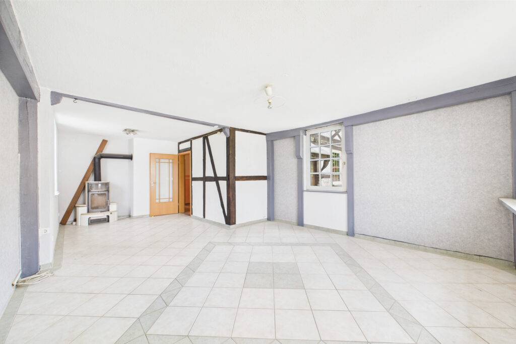 Immoprofis365 GmbH: Objekt-ID 337 - Mehrfamilienhaus in Warstein – Belecke
