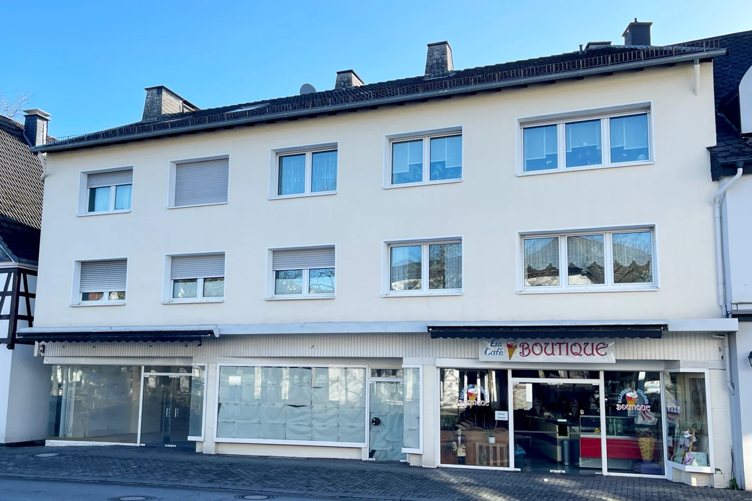 Immoprofis365 GmbH - Wohn- und Geschäftshaus in Warstein