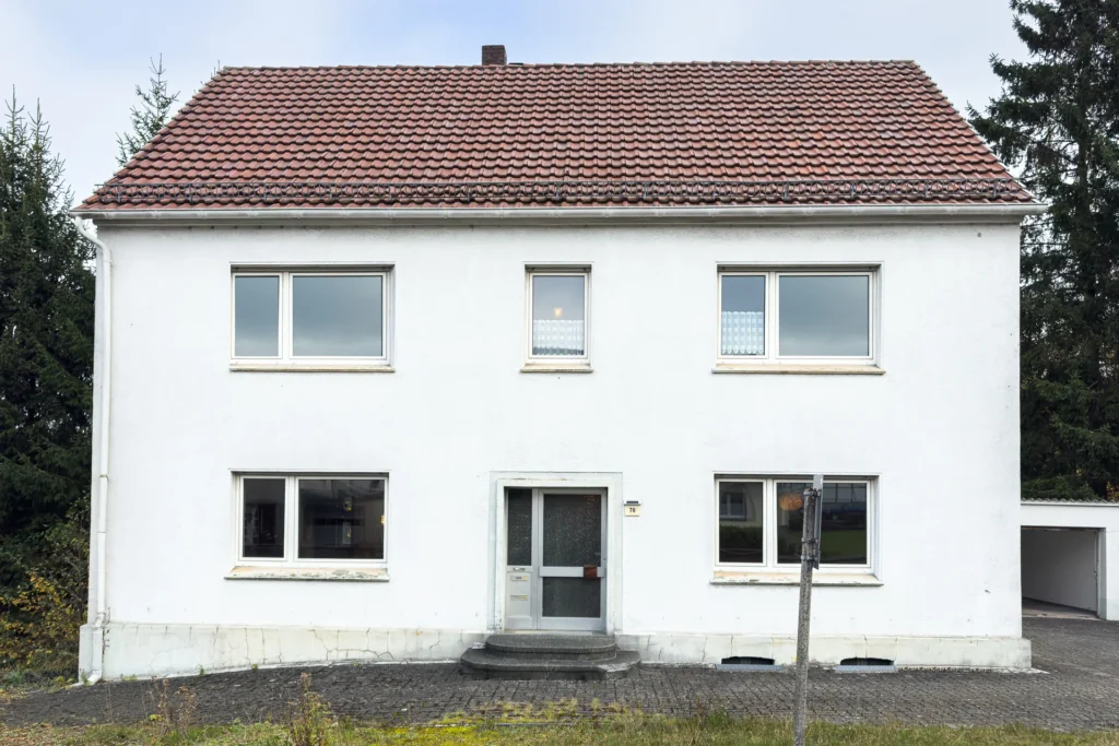 Immoprofis365 GmbH - Zweifamilienhaus in Warstein–Belecke