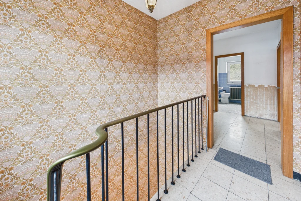 Immoprofis365 GmbH - Zweifamilienhaus in Warstein–Belecke