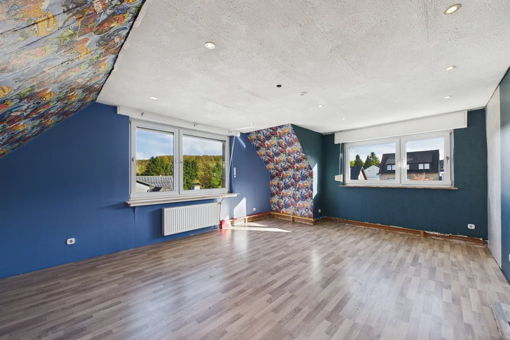 Immoprofis365 GmbH - Einfamilienhaus mit Garten und Kaminofen in Warstein–Belecke