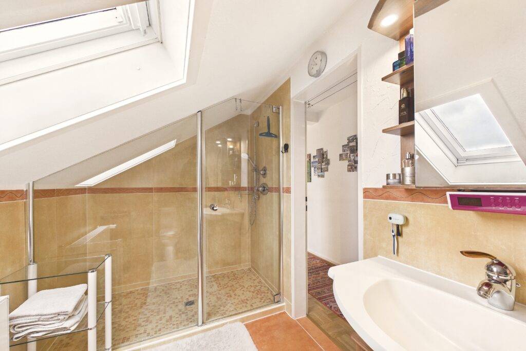 CAM03586G0-PR0076-STILL031