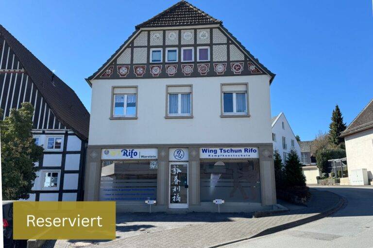 Immoprofis365 GmbH: Objekt-ID - Wohn- und Geschäftshaus in Warstein